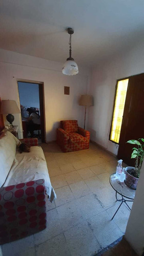 Imagen 8 de 8 de Casa Sobre Avenida Ratti Al 4200 A Metros Acceso Oeste