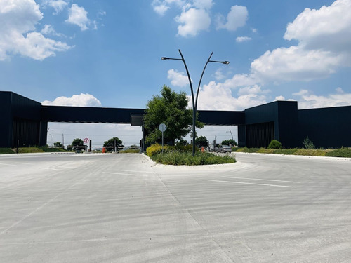 Nave Industrial En Renta 8,370m2 A 7 Min Del Aeropuerto De Queretaro Gps