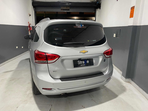 Imagen 17 de 21 de Chevrolet Spin 2020 1.8 Lt 5as 105cv