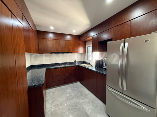 Casa En Venta Recien Remodelada En Ejido Sur Con 950m2 De Terreno