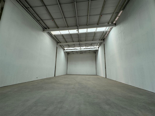 Bodegas Nuevas Con Excelente Acceso - Autopista Nororiente