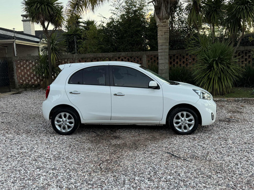 Nissan March 1.6 Advance At