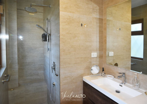 Casa En Arriendo En Ñuñoa / Pasaje Abierto