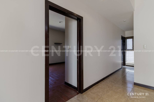 Casa En Venta Fracc.cumbres V, Chihuahua