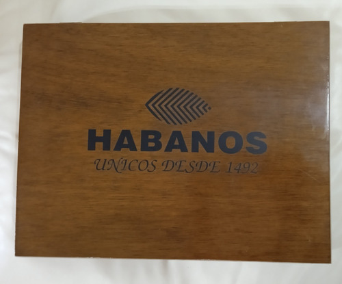 Imagen 1 de 6 de Humidor Para Conservar Habanos Con Higrometro