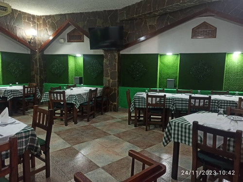 Venta Excelente Restaurante Operativo Y Equipado. Cc La Cascada. Fondo De Comercio. Yy