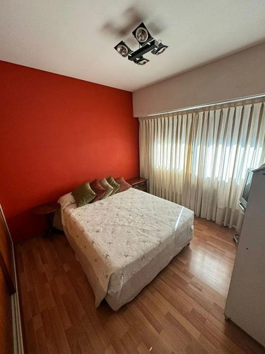 Ph En Venta - 4 Dormitorios 3 Baños - Cochera - 170mts2 - Villa Sarmiento
