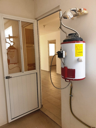 Imagen 4 de 14 de Departamento En Renta En Villas Del Refugio