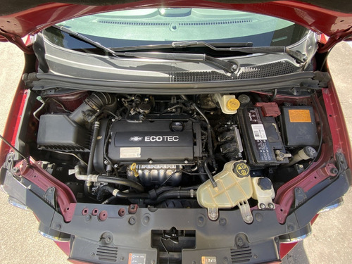 Imagen 25 de 25 de Chevrolet Sonic 2014