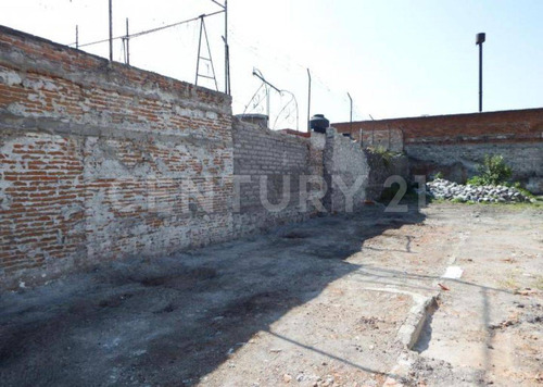 Se Renta Terreno 630m2 A Dos Calles De La Diagonal Defensores.