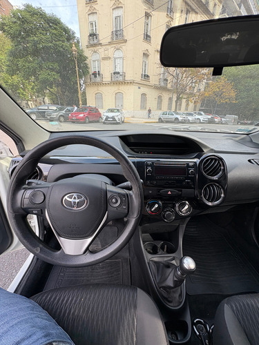 Toyota Etios 1.5 Sedan Xls