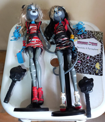 Monster High Boneca Meowlody & Purrsephone Zombie Shake
