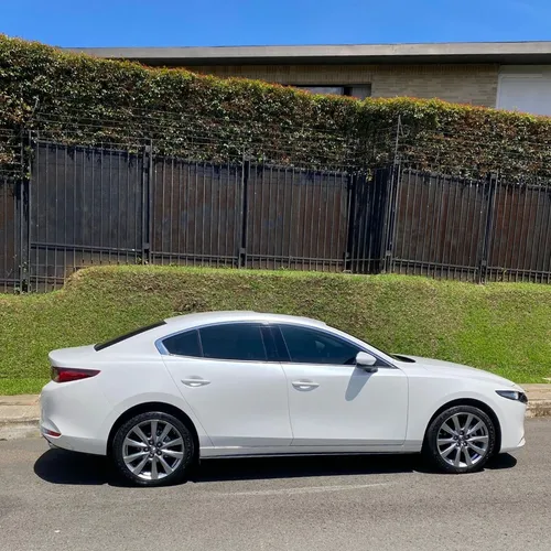 Mazda 3 2.0 Grand Touring At Hibrido Ligero - Mhev