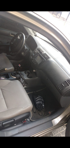 Honda Civic 1.7 Lx 4p