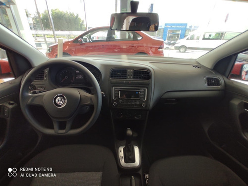Imagen 9 de 13 de Volkswagen Polo Starline Tiptronic