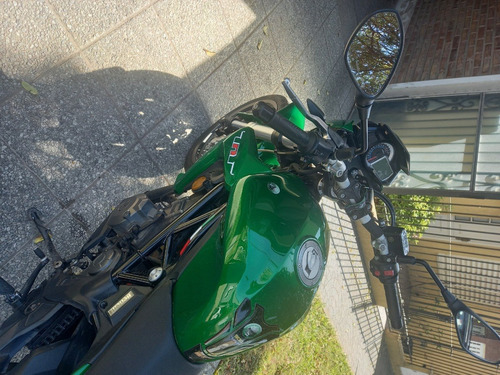 Imagen 5 de 8 de Vendo Benelli Tnt 300 Impecable, Cubiertas Michelin Nuevas!!