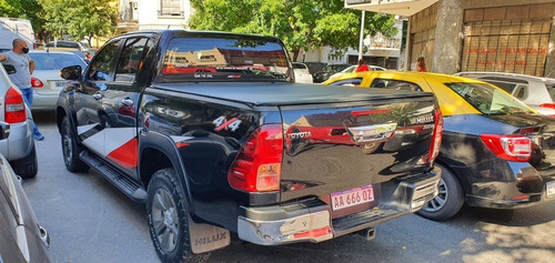 Toyota Hilux 2.8 Cd Srv 177cv 4x4 At 2016