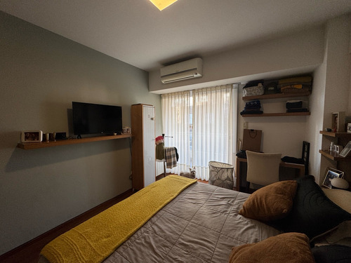 Venta - Departamento De Tres Dormitorios Con Balcón Y Cochera En Centro Río, Rosario