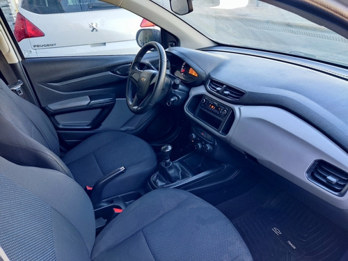 Imagen 11 de 12 de Chevrolet Prisma 2017 1.4 Joy Ls 98cv