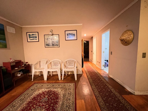 Casa En Altos De Viña Con Espacio, Luz Y Tranquilidad