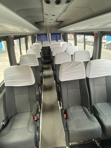 Imagen 5 de 8 de Mercedes Benz Sprinter 515 Minibus