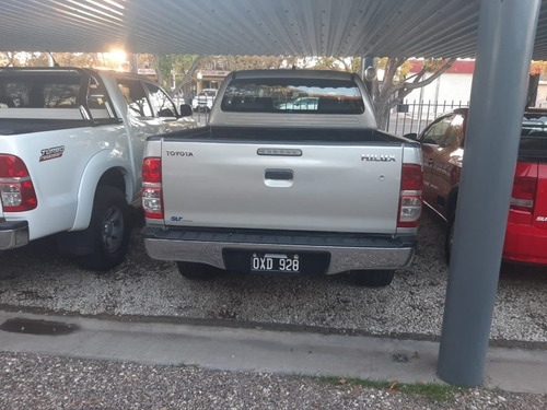 Imagen 6 de 6 de Toyota Hilux 4x2 Cab Dob Sr C/ab 3.0 Tdi72 2015