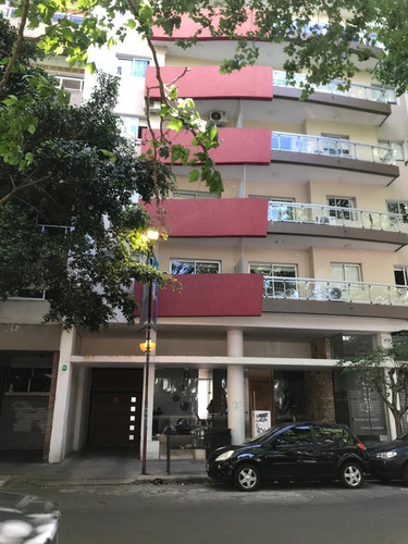 Imagen 4 de 9 de Cochera En Venta Calle 57 10 Y11