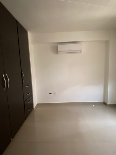 Imagen 6 de 15 de Vendo Hermoso Apartamento, Listo Para Habitar.