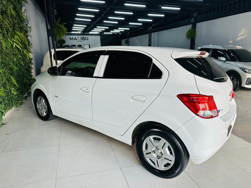 Chevrolet Onix 1.0 Joy 5p