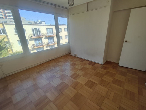 Venta Departamento 4d, 3b En 4 Norte Con Poniente Viña