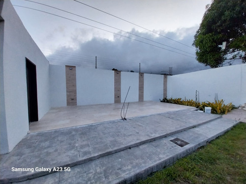Casa En La Entrada 2 Naguanagua