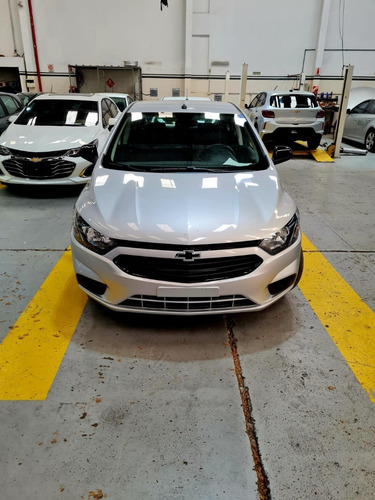 Imagen 13 de 21 de Plan Nacional Onix Joy 2023 0km 1.4 Black Color Financia Mm2