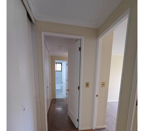 Amplio Dpto. 3 Dorm. Más Servicio, Clínica Tabancura