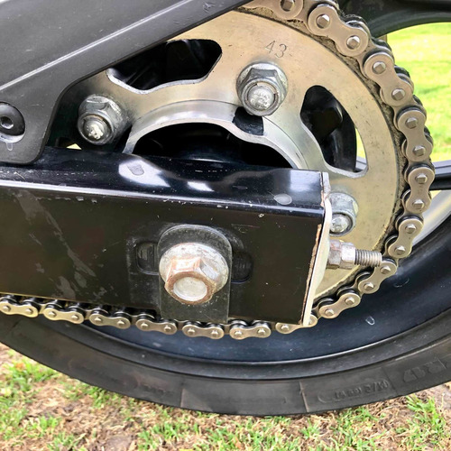 Imagen 3 de 23 de Honda Nc700 Equipada Con Baul Trasero Givi Y Laterales Givi