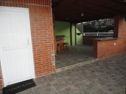 Ls Vende Pent House Urb Miranda