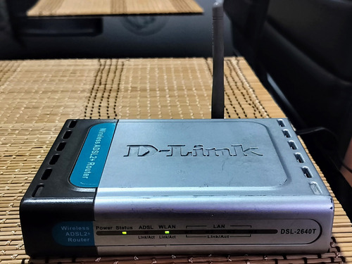 Router Wifi - Dlink Dsl2640t