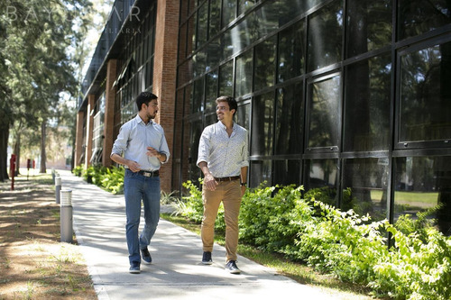 Imagen 6 de 21 de Alquiler / Oficina Coworking En Parque Austral / Bayugar Negocios Inmobiliarios