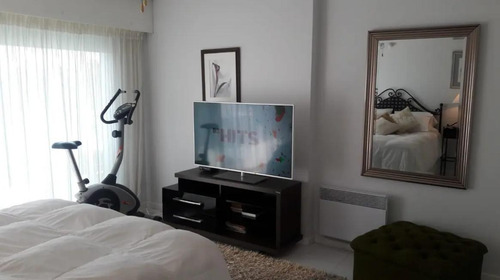 Imagen 11 de 17 de Excelente Apartamento De 2 Dormitorios En Edificio Palm Beach - Playa Mansa