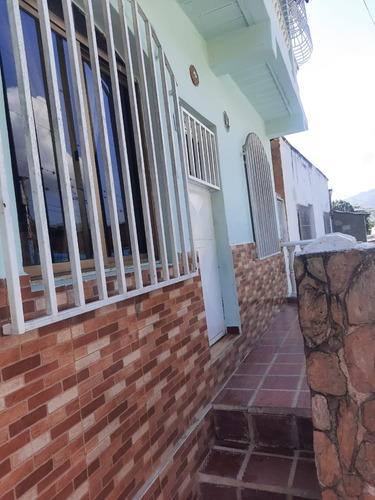 Se Vende Casa En El Consejo Jose Rafael Revenga Aragua