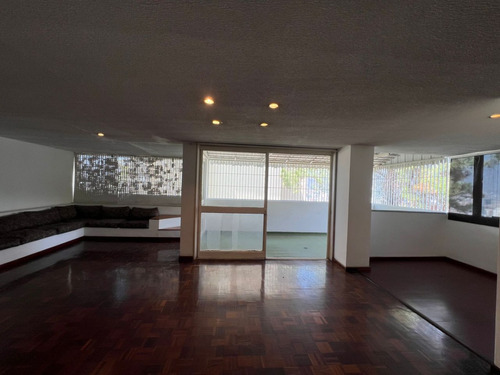 Apartamento Pb En Venta En Colinas De Bello Monte Para Remodelar