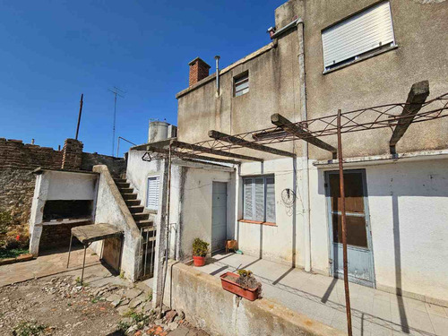 Venta 2 Casas En 1 Y Local. Ideal Inversión.