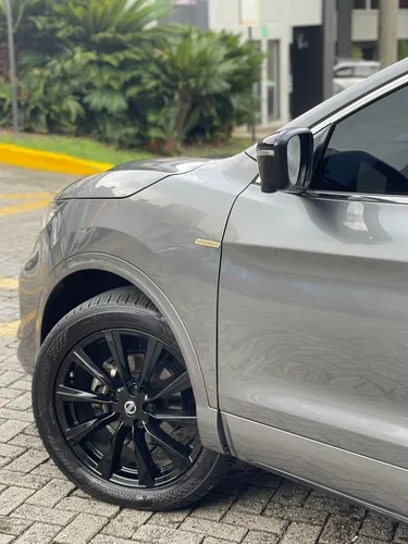 Nissan Qashqai Midnight