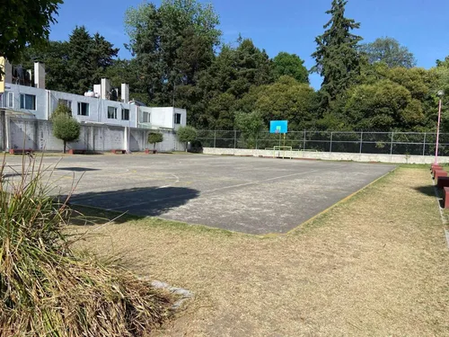 Casa En Renta En Valle De Encinos