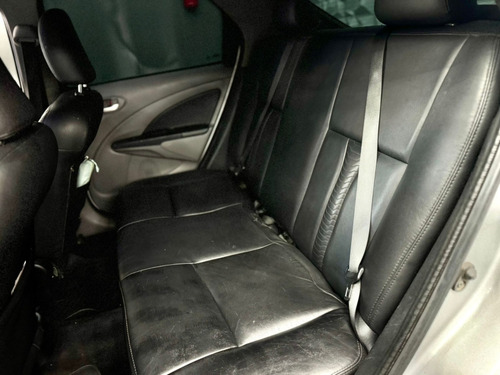 Toyota Etios 1.5 XLS SEDAN 16V FLEX 4P MANUAL