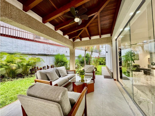 Se Vende Casa 442m2 4h+s/7b/2p Los Naranjos Del Cafetal