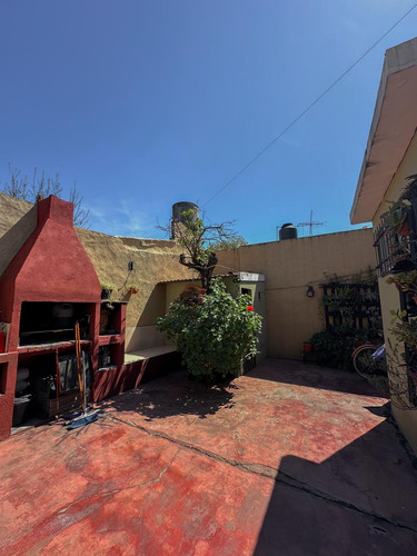 Casa 3 Ambientes A La Venta En El Palomar