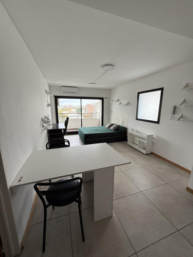 Departamento En Luis Agote