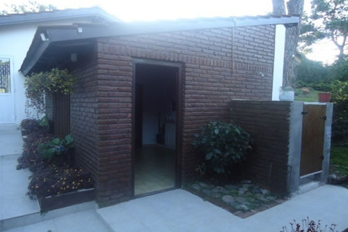 Imagen 28 de 30 de Excelente Propiedad Construida Sobre Un Lote De 1500m2 Cuenta Con Todos Los Servicios