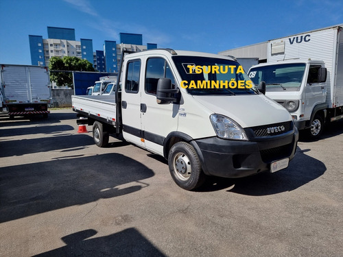 Imagem 3 de 8 de Iveco 35s14 Cd 2014 Carroceria