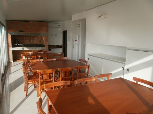 Alquiler Apartamento 3 Dormitorios 4 Baños Pocitos 2 Garajes